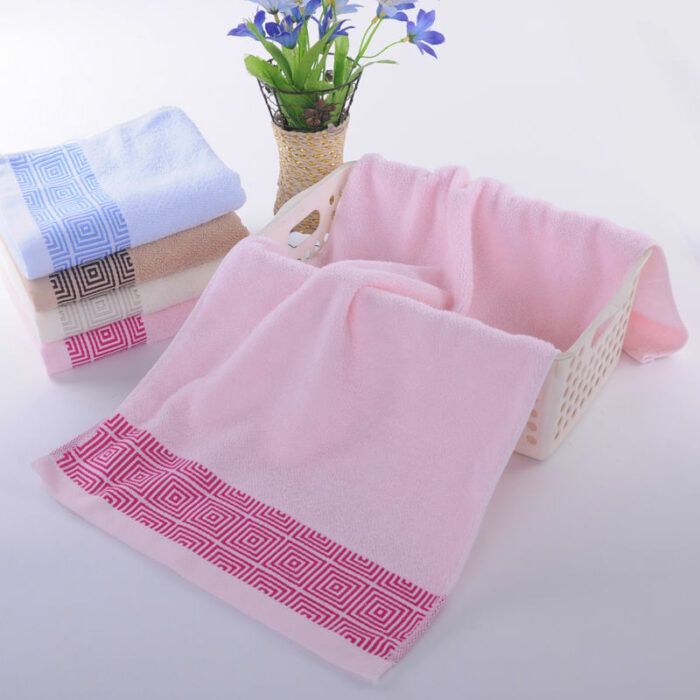 Personalized bath towels, embroidered towel, monogrammed bath towel, bathroom decor, towel with names