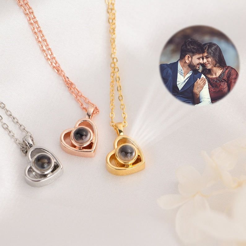 Projection Photo Necklace in Gold / Silver / Rose Gold, Heart Style Personalized Photo Necklace Custom Girlfriend Choker